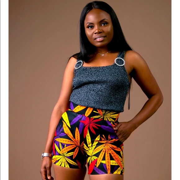 Abebi & Modish Dede Short - Picture 1 of 1